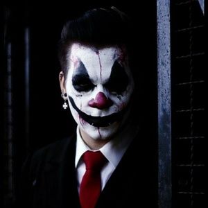 Meet your Posher, Manuel